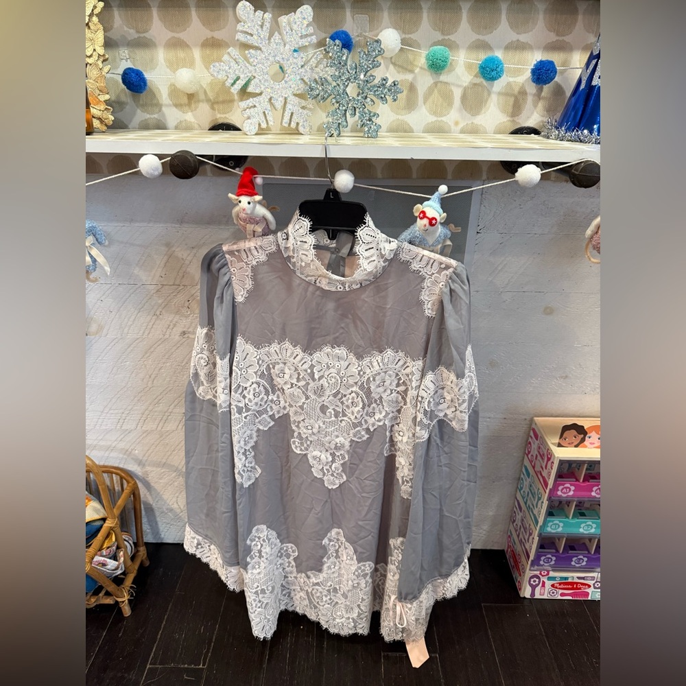 Free People NWT Size Medium Lace Dress!